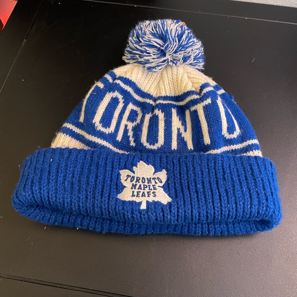 Toronto Maple Leafs beanie